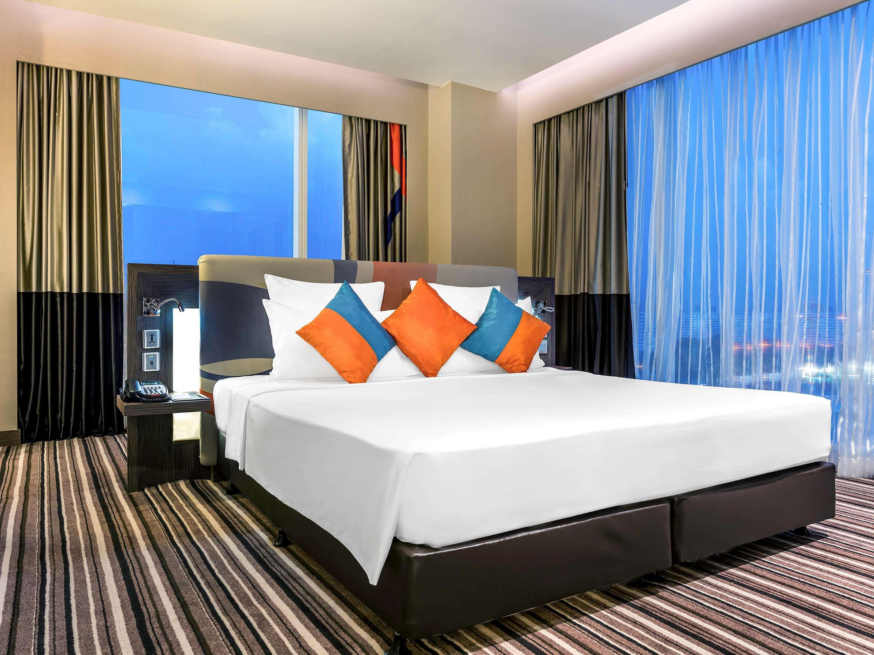 Novotel Bangkok Impact Нонтхабурі Екстер'єр фото