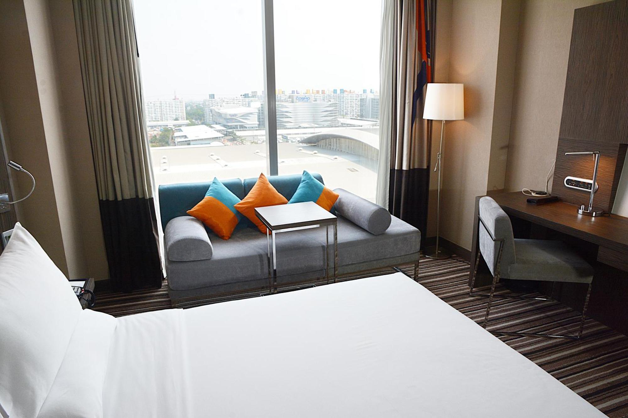 Novotel Bangkok Impact Нонтхабурі Номер фото